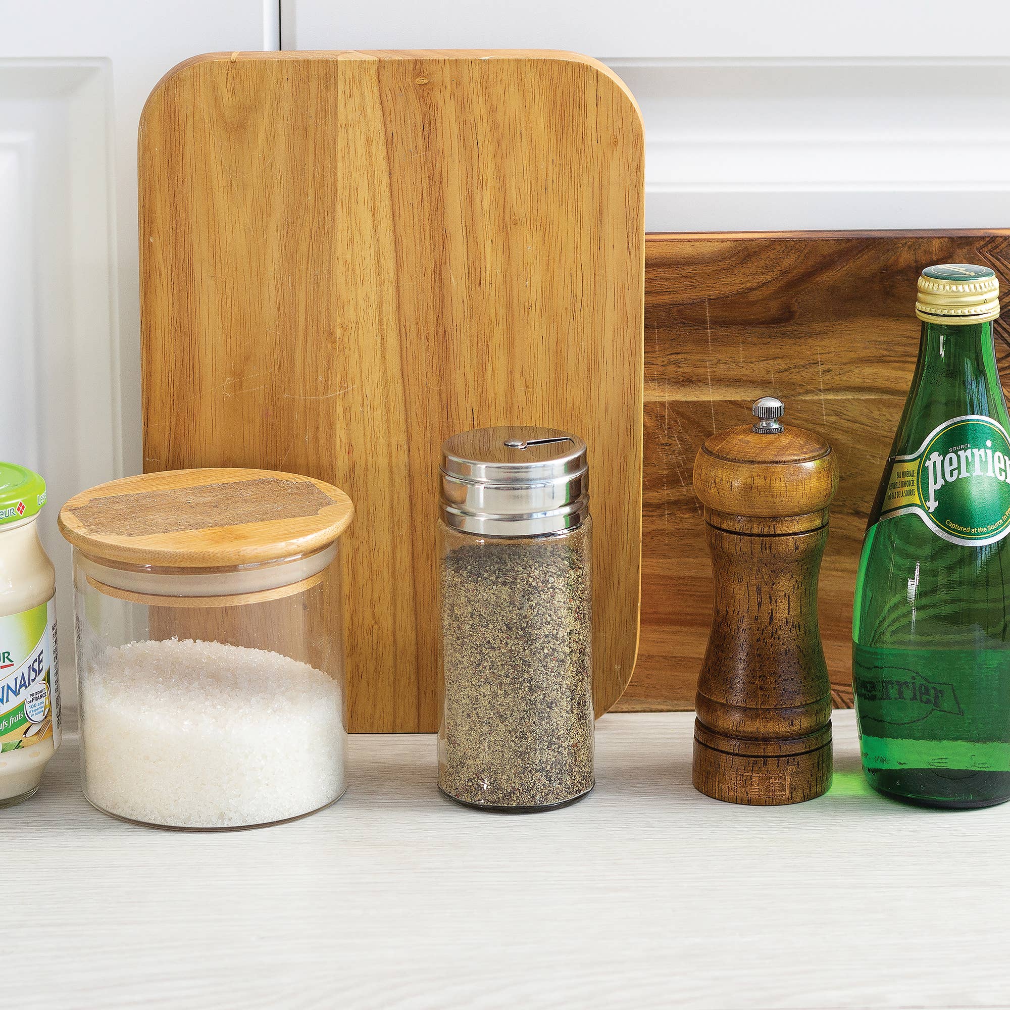 Fox Run Brands - Wholesale Jar - Fox Run Glass Spice Jar with Shaker Lid, 6 Ounce1