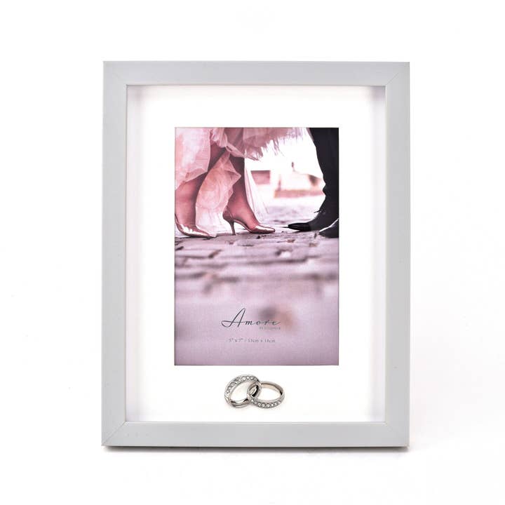 Amore Photo Frame with Rings Icon - 5" x 7" and other Purchase Wholesale cardboard photo frames. Free Returns & Net 60 Terms on Faire trending on Faire.