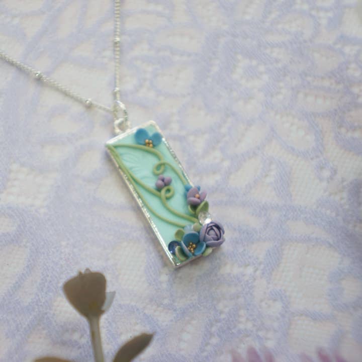 Elvish Floral Necklace for wholesale by Colourful Blossom