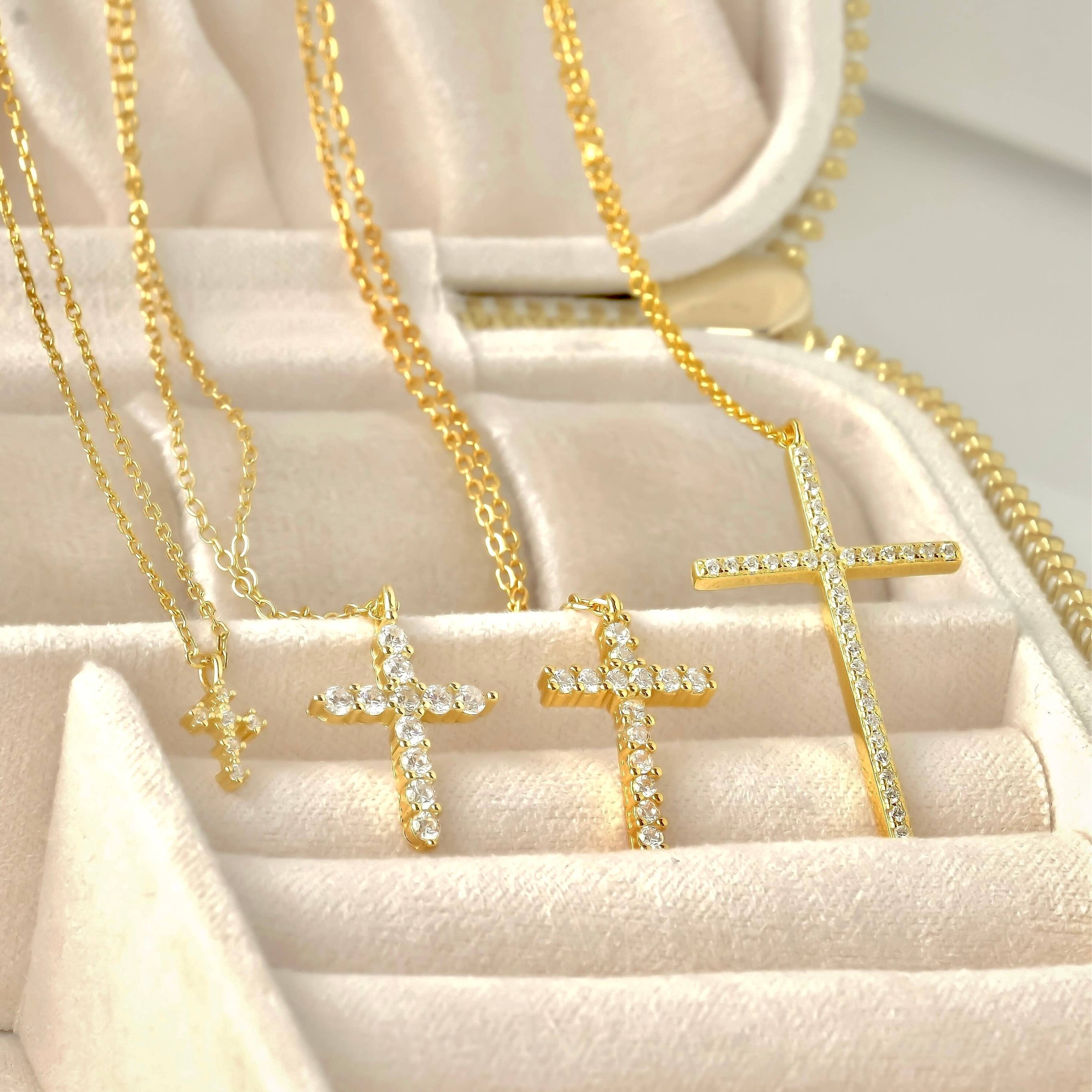 Blueyejewelry - Wholesale Pendant/Charm Necklace - Diamond Cross Necklace - Sterling Silver CZ Cross Pendants