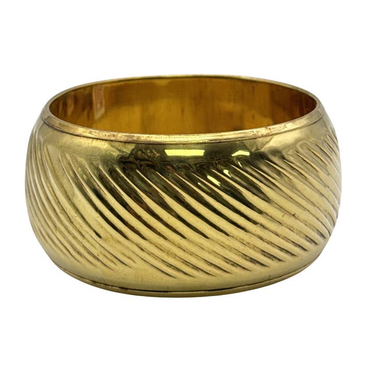 Guldfärgad armband i mässing med virvlad textur 1,5" för wholesale av Treasure Jewelry