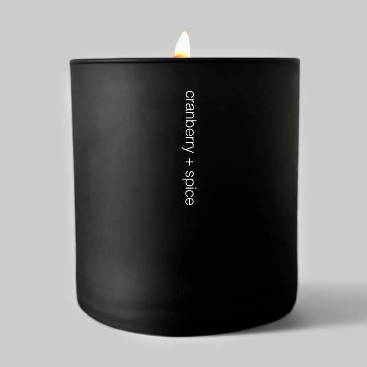 Tranbär+krydda 8oz tumbler sojavaxljus för wholesale av sable candle co.