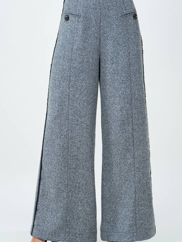 PANTALONES ANCHOS CON DOBLADILLO DESHILACHADO EN ESPIGA - GRIS/NEGRO para venta al por mayor de Whiteroom+Cactus