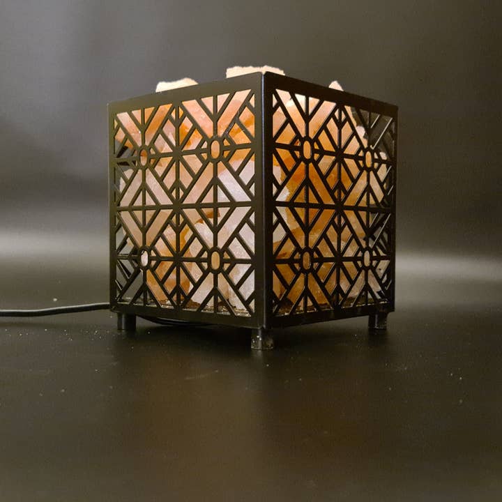 Gemstone Gifts Ltd. – wholesale Accent/desk lamp – Himalayan Salt Lamp - Metal baskets3