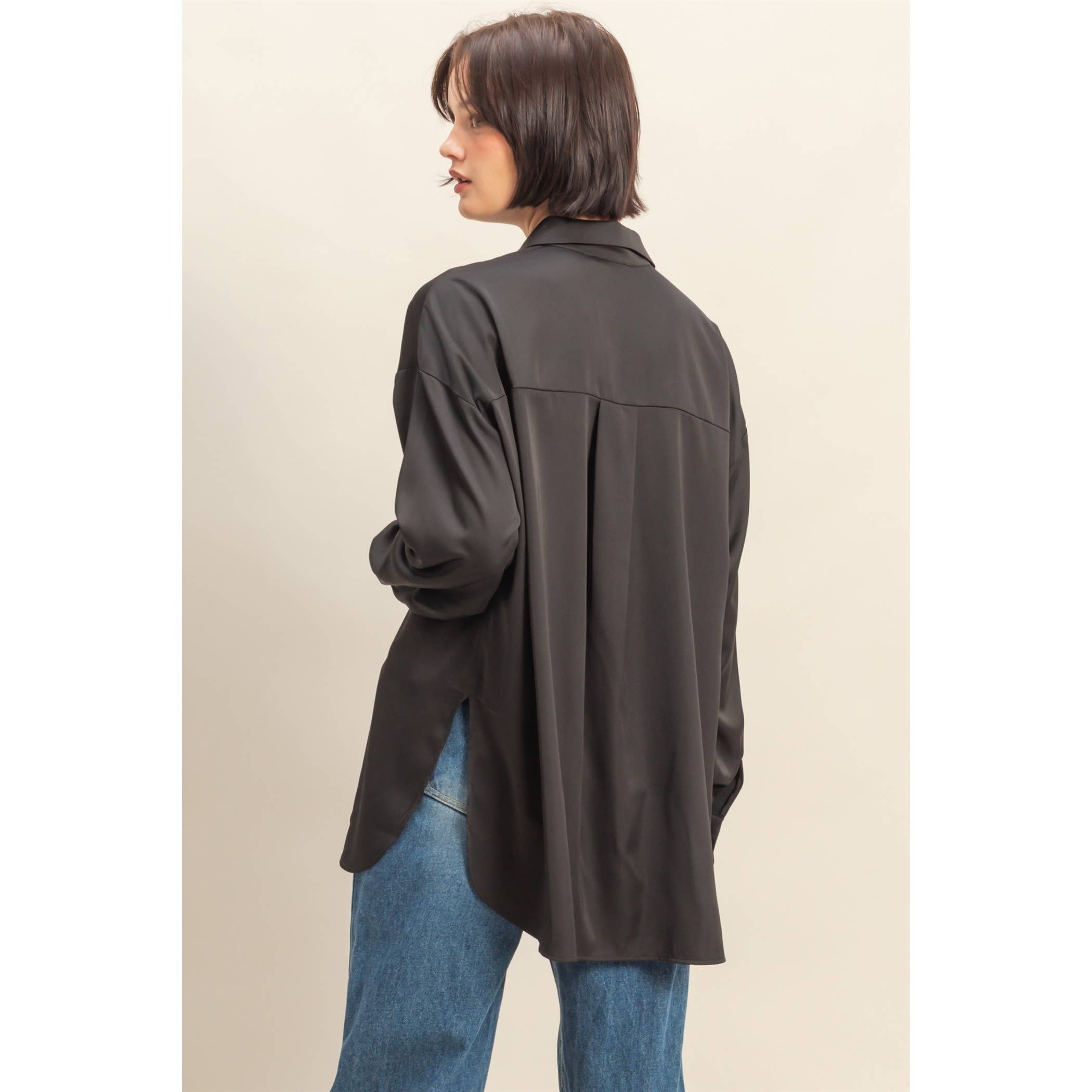 HYFVE - Venta al por mayor Blusa - Mujer - Camisa de satén de manga larga y corte holgado16