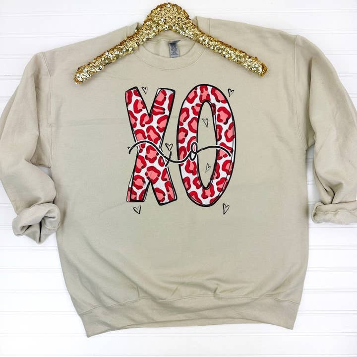 Sweatshirt Cheetah XOXO Gildan voor wholesale door Nikkilynn Wholesale