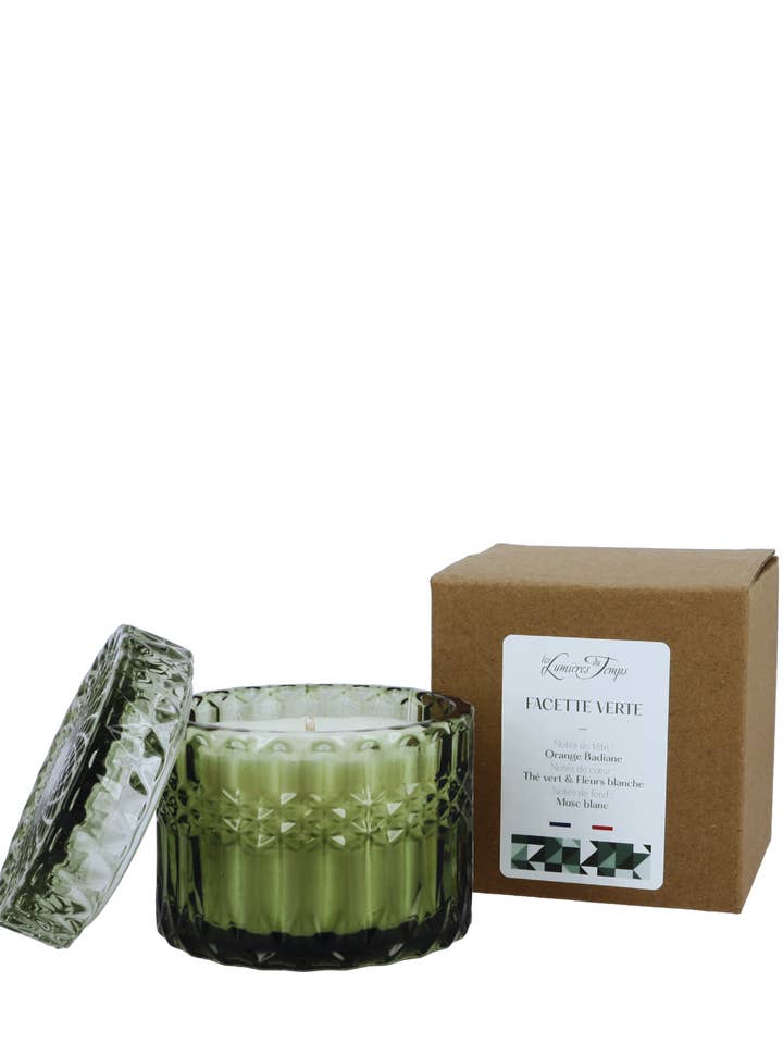 Grüne Facettenkerze 360g Grüner Tee für den Großhandel von Les Lumières du Temps