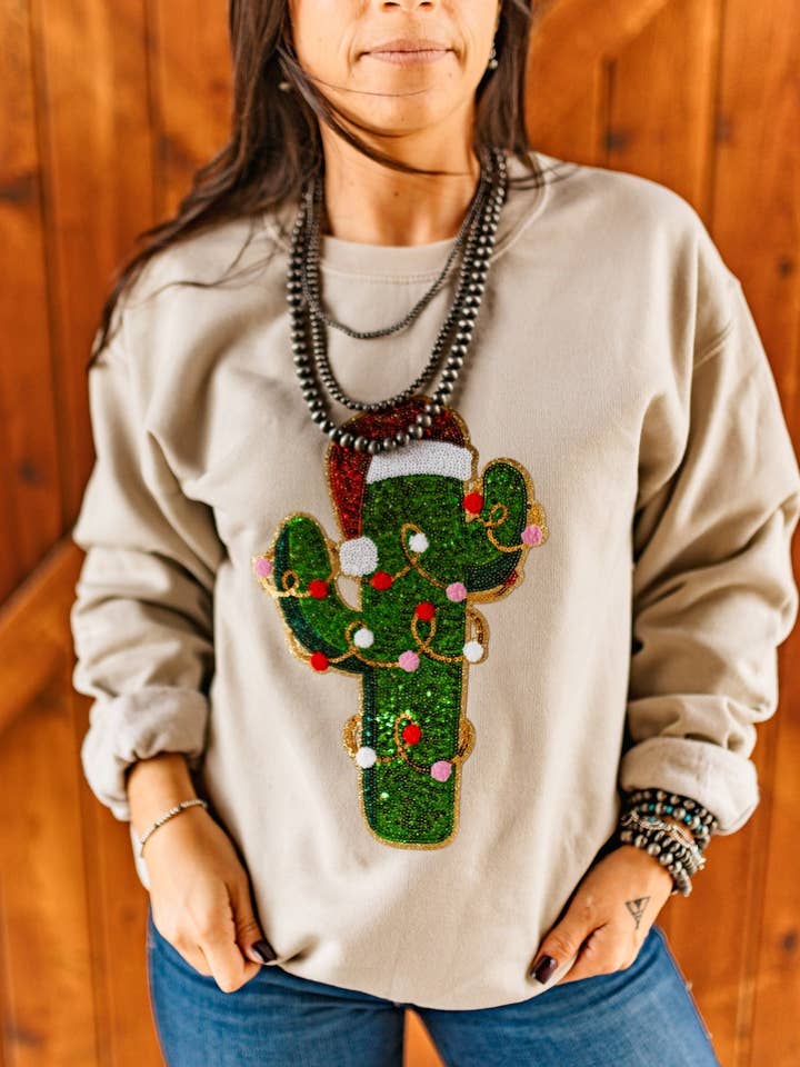 Sudadera con lentejuelas de cactus navideño - PREVENTA para venta al por mayor de Wild Junkie