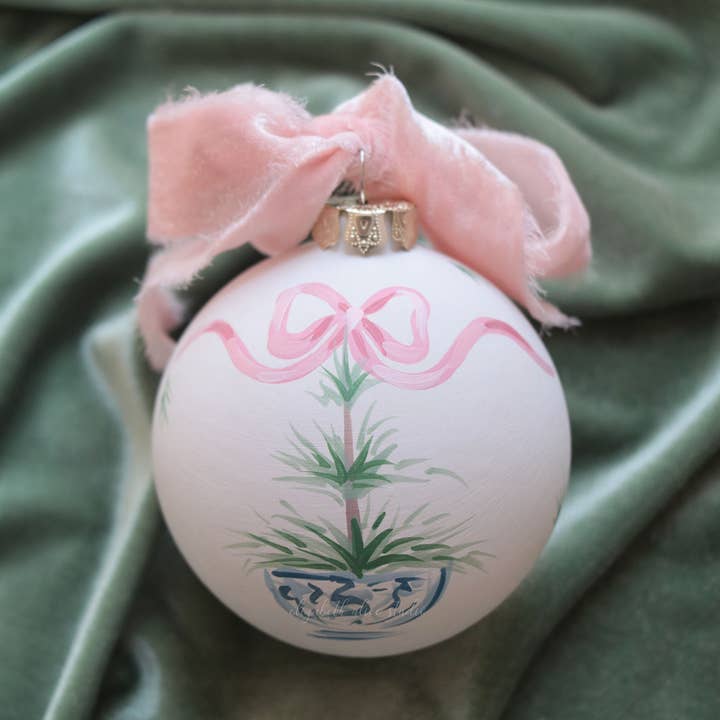 Handmålad keramisk prydnad, Rosa rosettträd 2025 för wholesale av Elizabeth Alice Studio