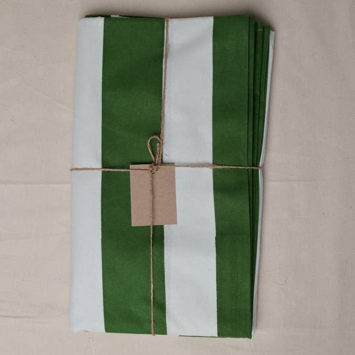 Nappe à rayures vertes pour la vente par Twizzell