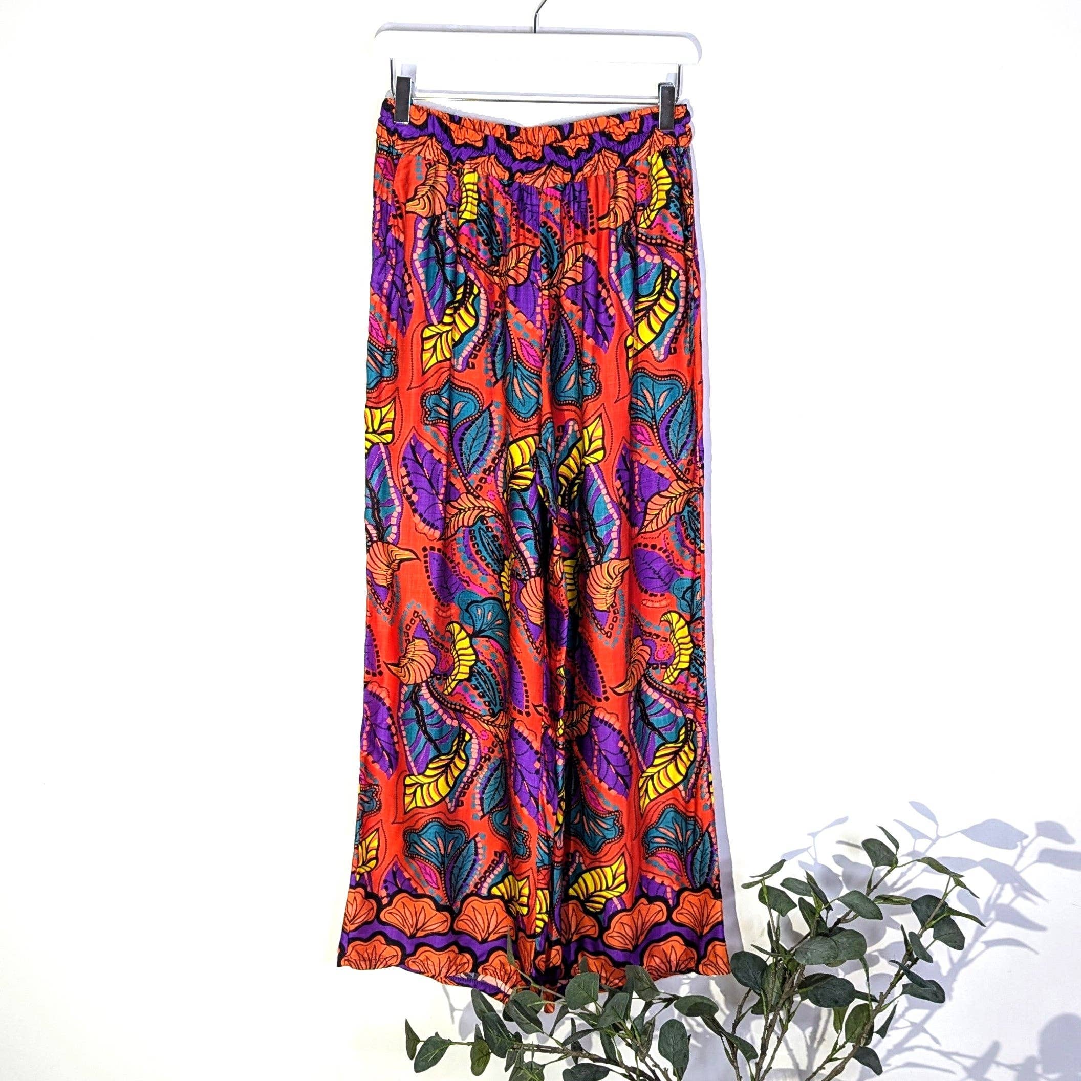 Tempest Designs – wholesale Pants – Women's – Batik style print straight leg viscose trousers with coloured border4