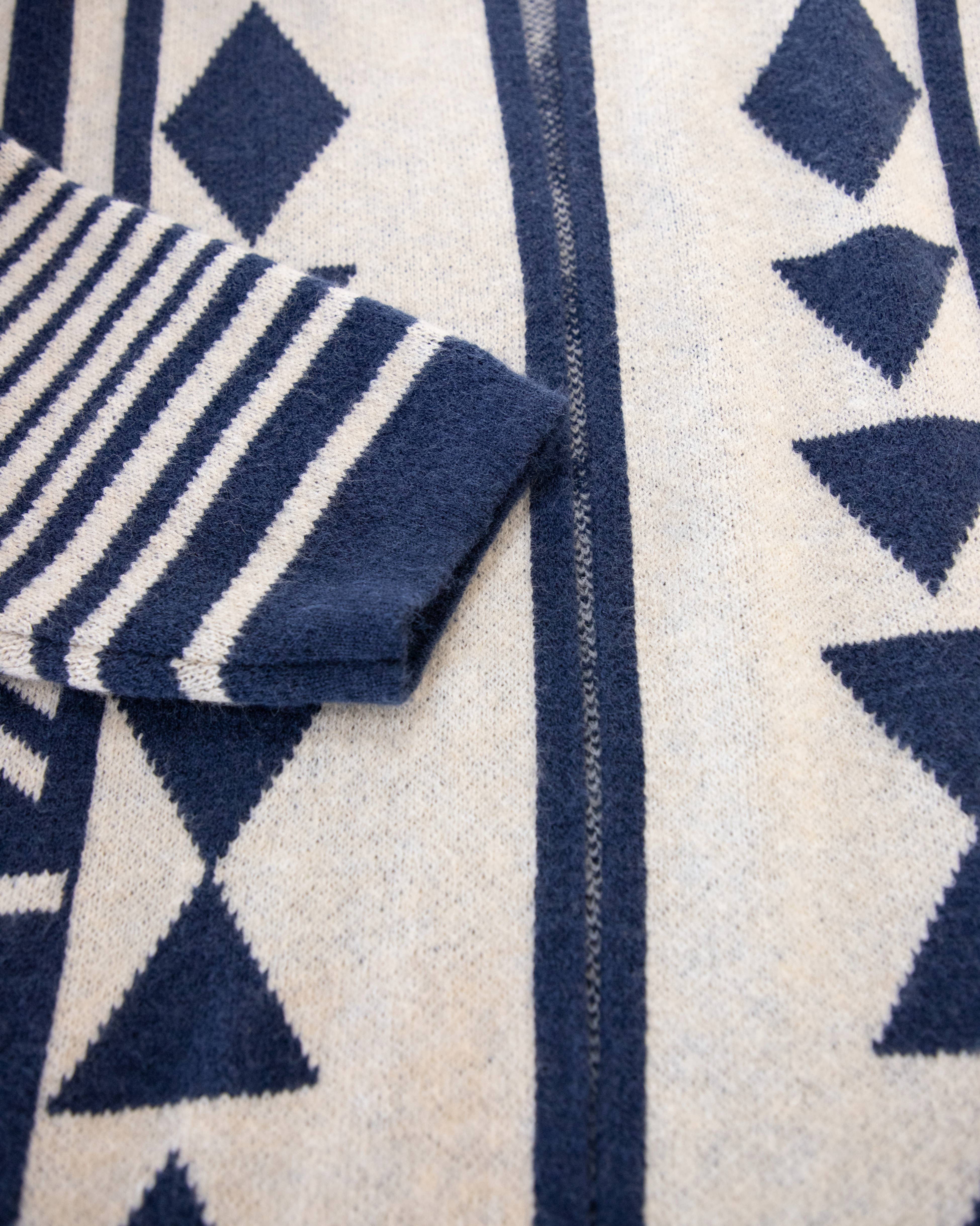 Original USA - Wholesale Cardigan - Women's - Comfy & Oversized Geometric Hooded Cardigan14