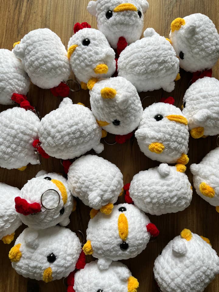 Mini porte-clés en crochet poulet en velours pour la vente par KLABELGIFT