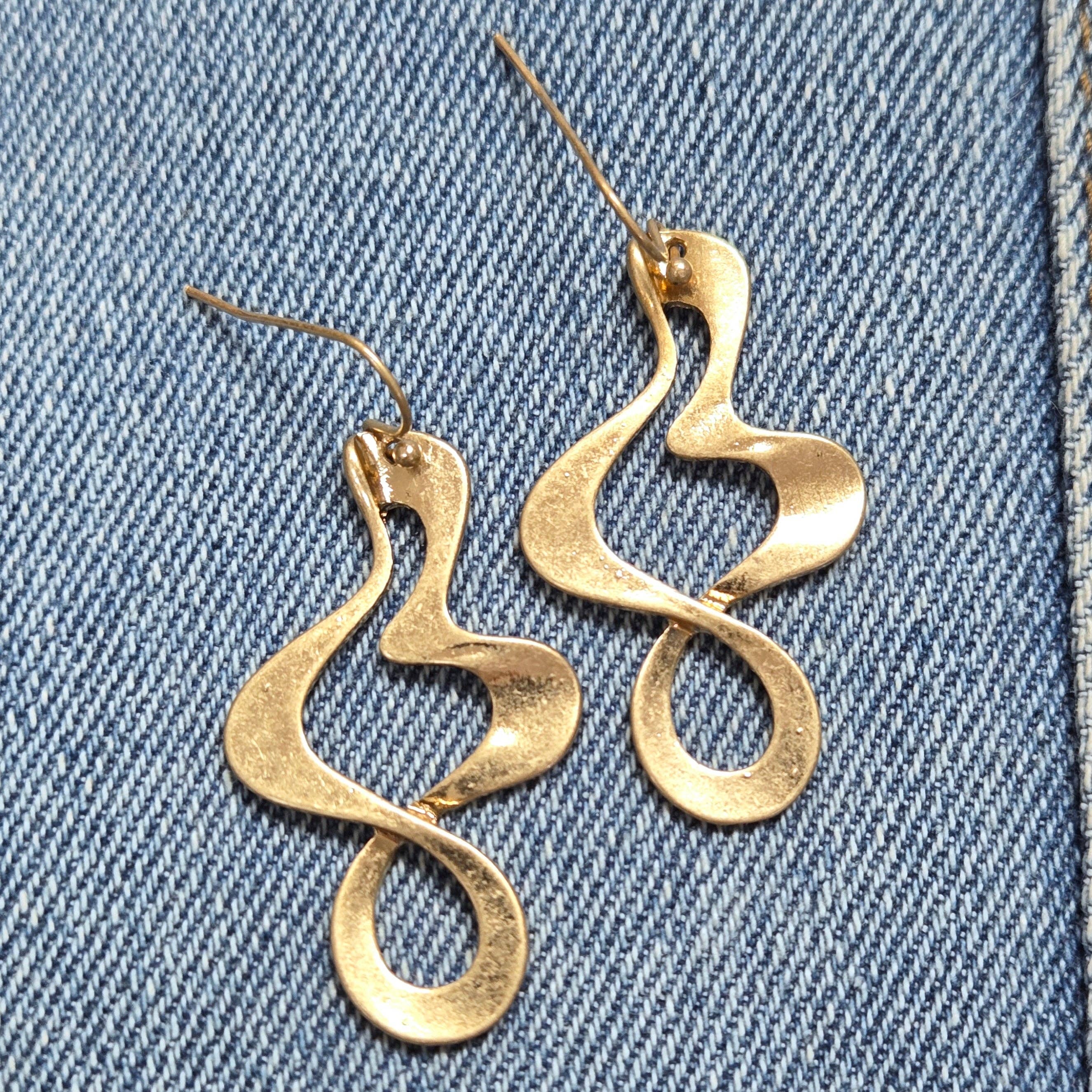 Greater Goods Imports & Wholesale - Wholesale Dangle Earrings - E1272 VER3506 Drop Dangle Post Earrings3