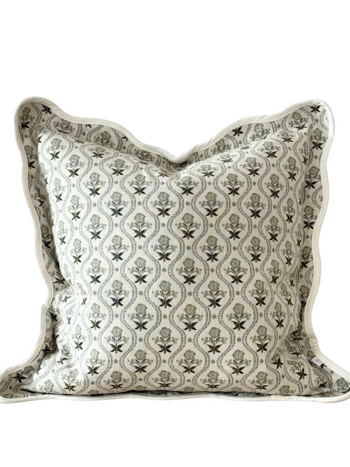 Capa de almofada com estampa Chloe Sage e borda festonada por atacado de Ellenvale Trade