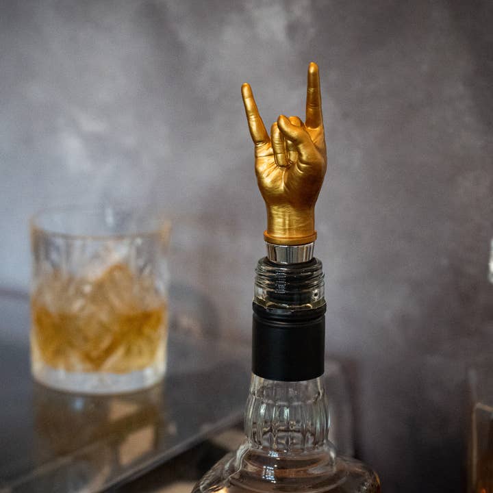 SUCK UK Ltd - USA - Wholesale Wine Stopper - Rock On Bottle Stopper