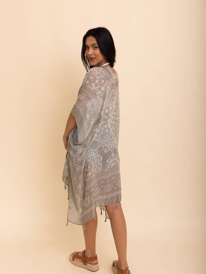 Leto Accessories - Wholesale Kimono - Women's - Versatile Kimono Cardigan with Tassels - Festival Ready 🎡