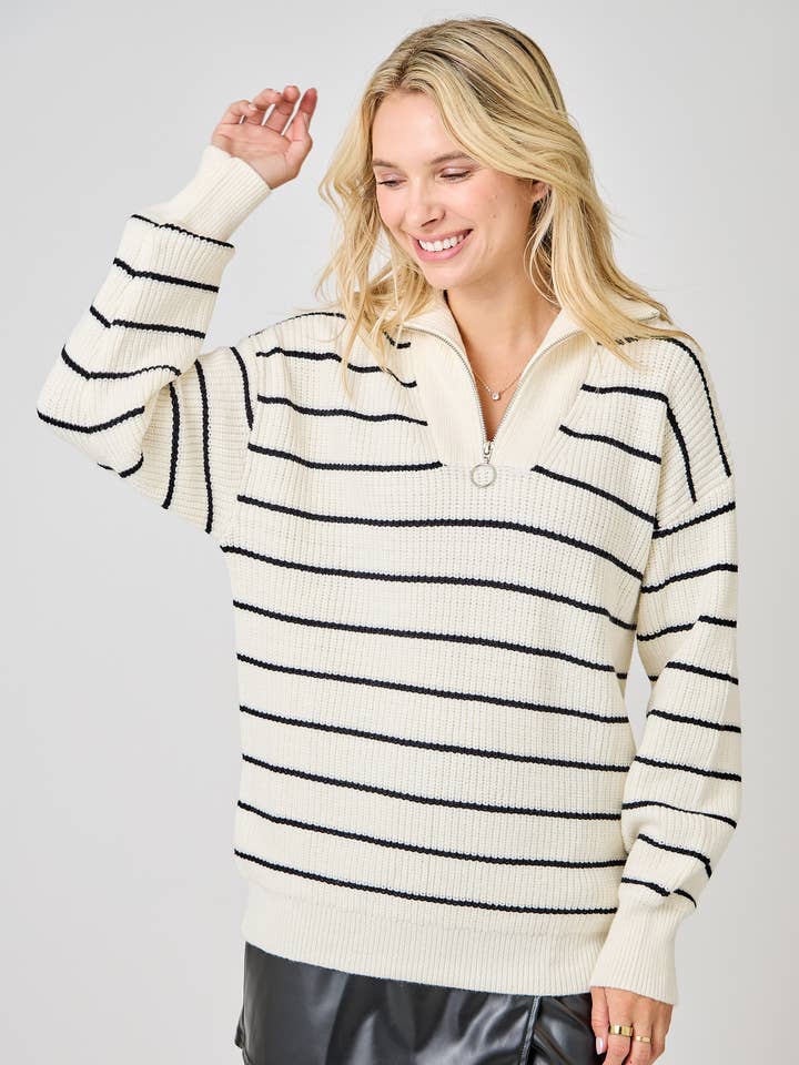 R8339 Gestreepte Gebreide Top voor wholesale door Rokoko by Dazz