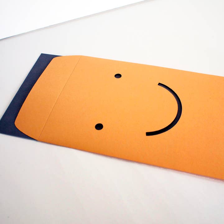 Correio feliz por atacado de cut&make