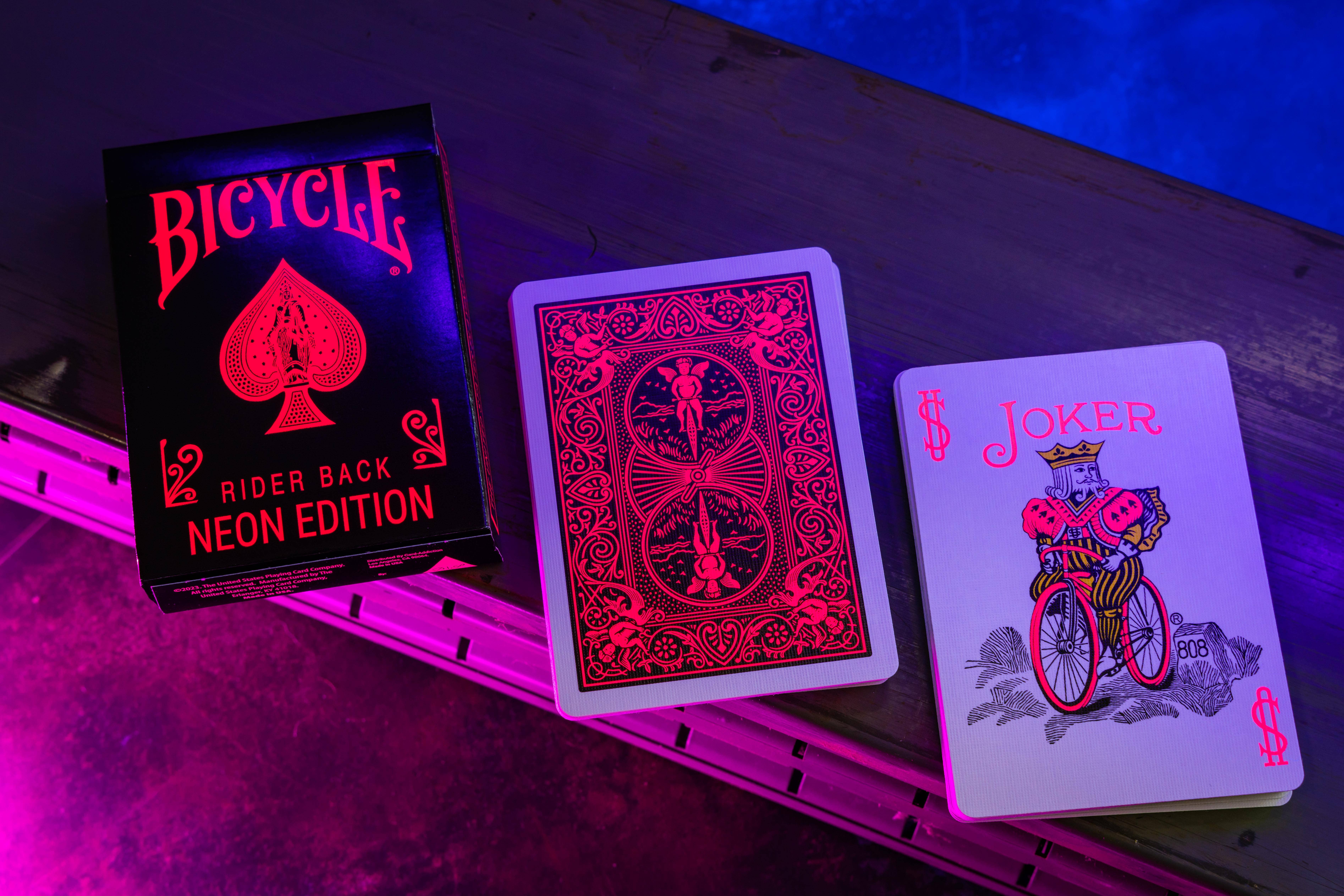 Card-Addiction.com - Wholesale Playing Cards - Bicycle NEON Pink Playing Cards (Star-Fire Pink) GLOWS in UV6