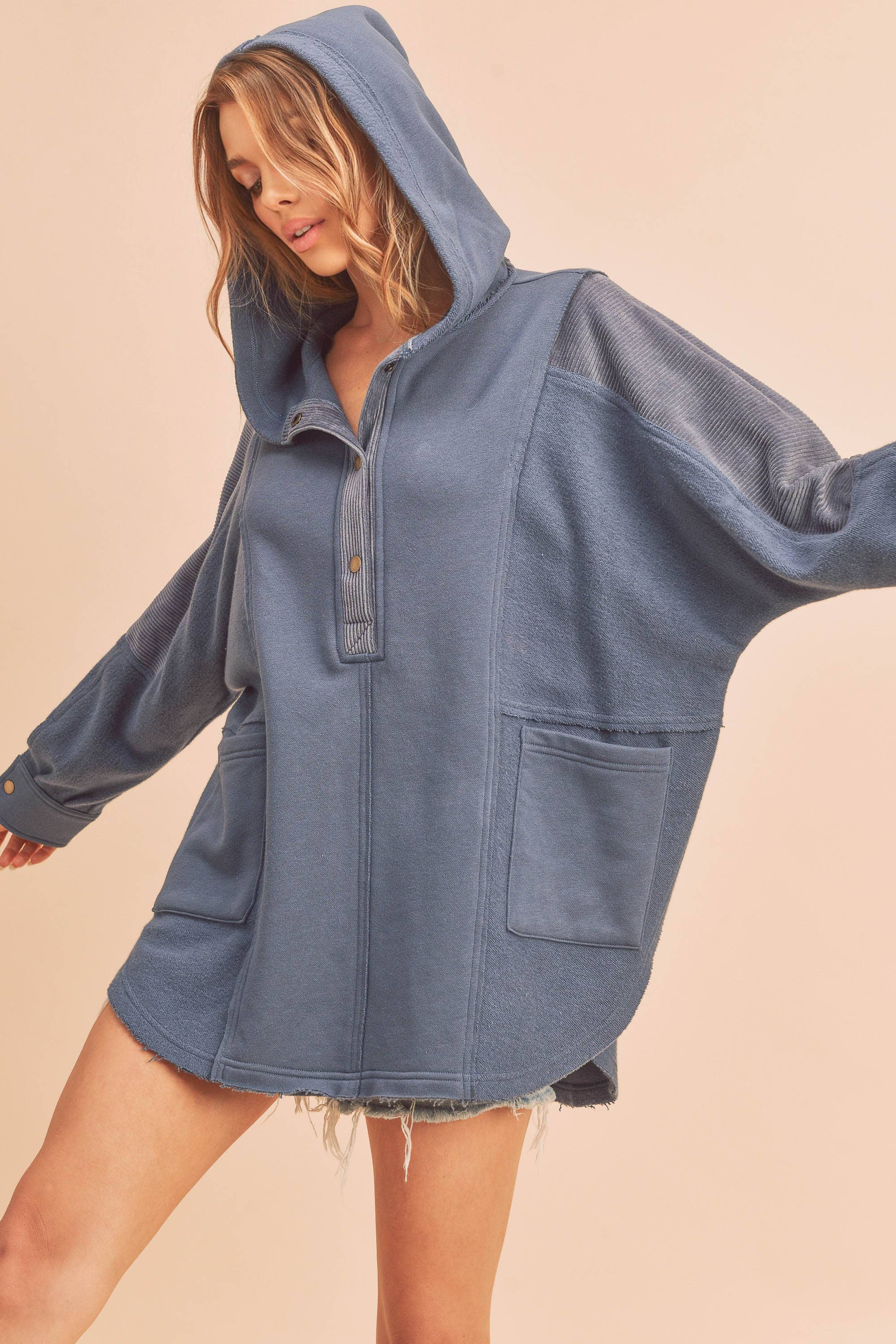 AEMI + CO - Wholesale Hoodie - Women's - 545AK Dove Pullover 532