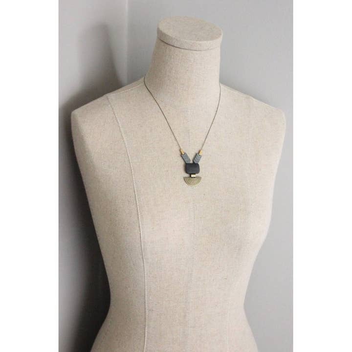 David Aubrey Jewelry - Wholesale Pendant/Charm Necklace - XIN318 Black agate geometric pendant necklace