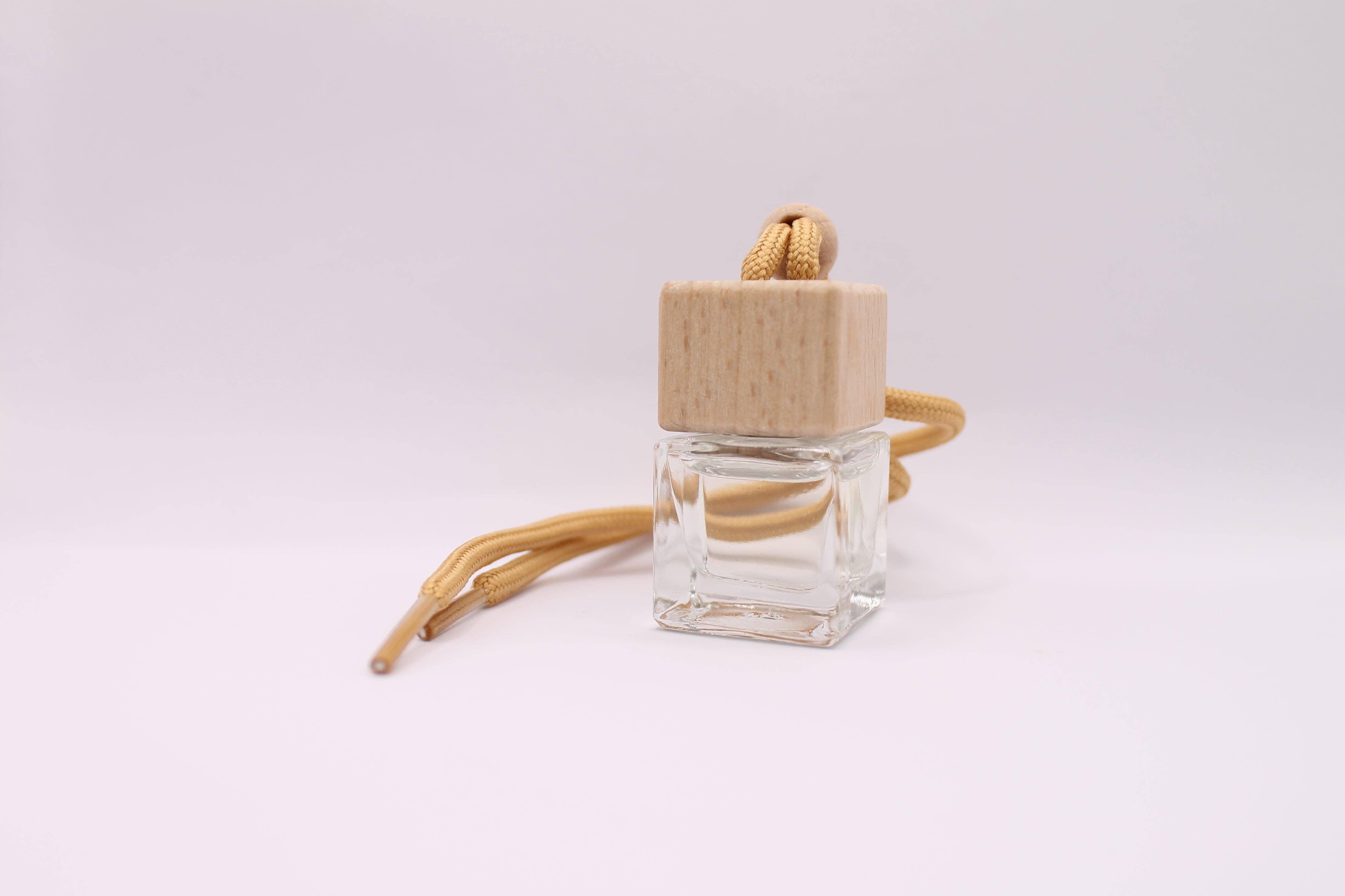 Lili Candle Co - Wholesale Luchtverfrisser voor in de auto - Uniseks - Salie Lavendel Mini Auto Diffuser2