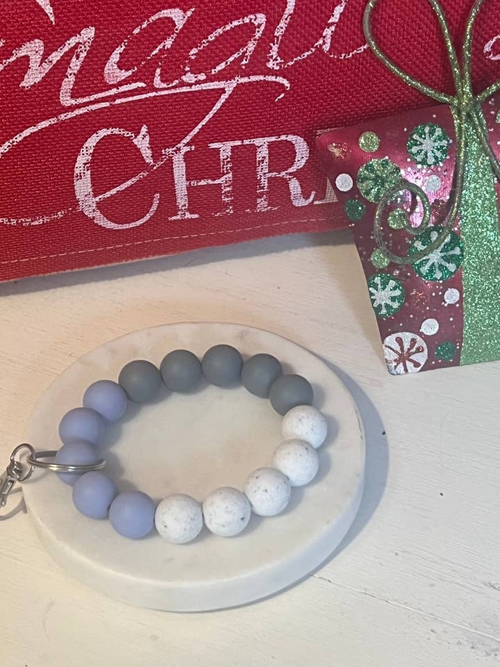 Porte-clés gris pervenche pour la vente par Inspiration Beads