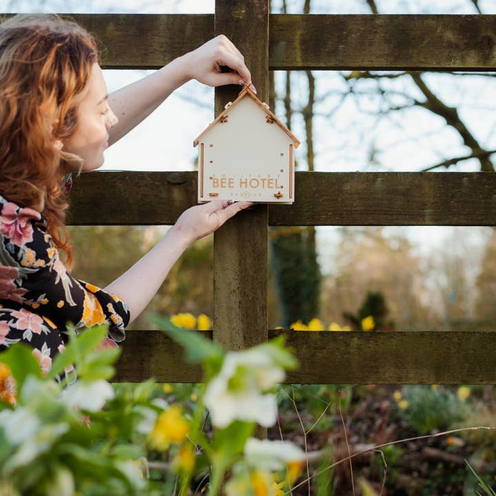 Beevive Ltd – wholesale DIY craft kit – DIY Bee Hotel Kit5