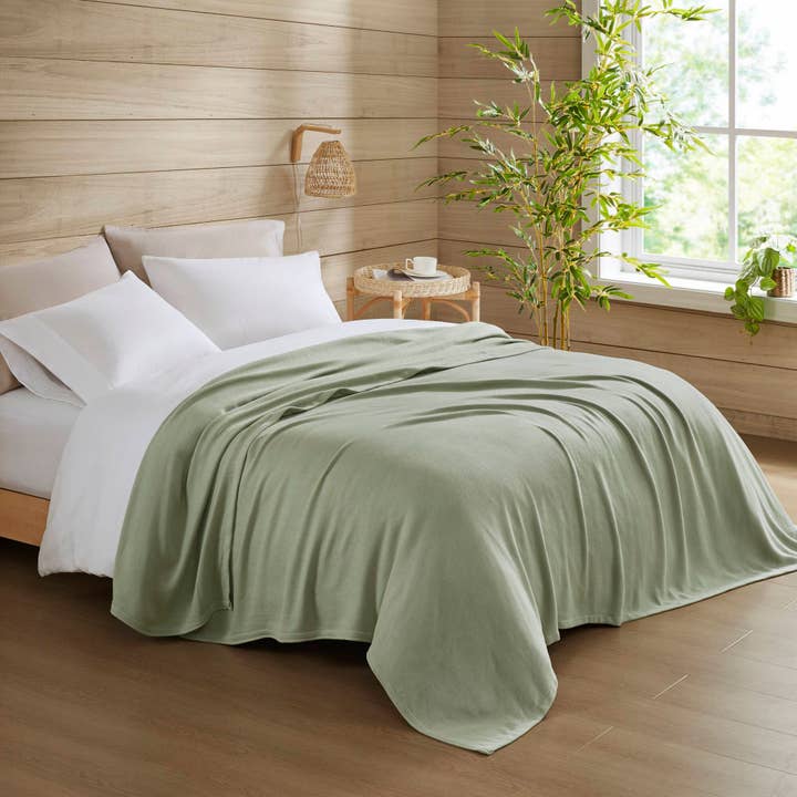 Olliix - Wholesale Bedding Blanket - Diamond Jacquard Soft Bamboo Cotton Blanket, Sage Green1