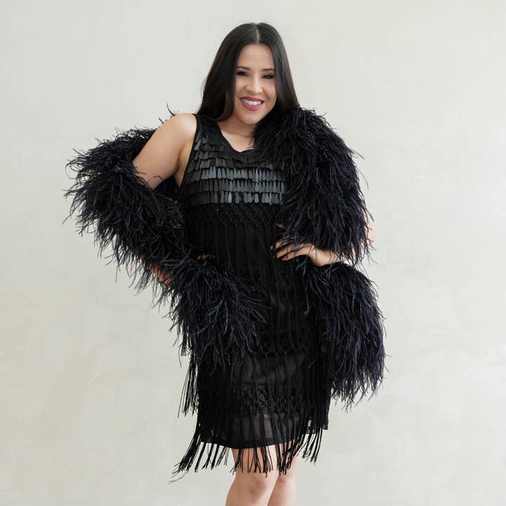 Boa en plumes d'autruche noir 10 plis pour la vente par Zucker Feather Products