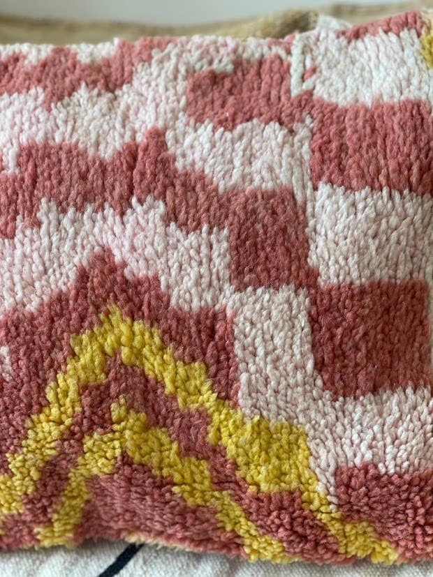 NOMAD BY LIV - Wholesale Throw Pillow Cover - Handmade Boujad Cushion cover soft color – 60 x 40 cm, wool17