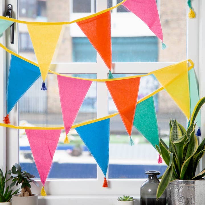 Talking Tables EU – wholesale Bunting/Krans – Regnbågstyg | 3m |
