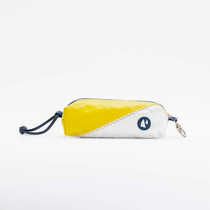 Återvunnet segel Skönhetsväska - Samo - Gul för wholesale av Bolina Sail