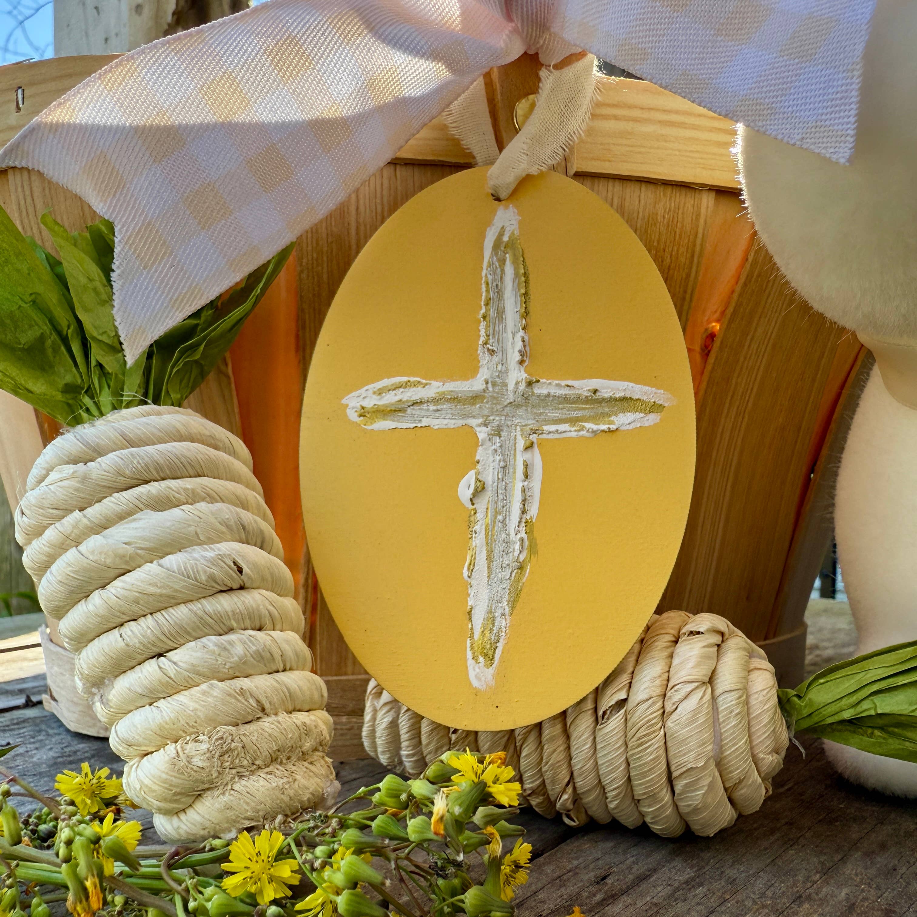 Geaux Magnolia - Wholesale Ornament - Cross Easter Basket Tag Ornament Spring Religious Decor3