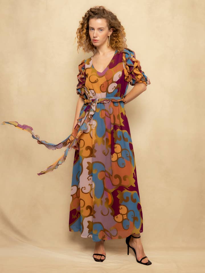 Langes Kleid mit Saum-Orla für den Großhandel von NIZA