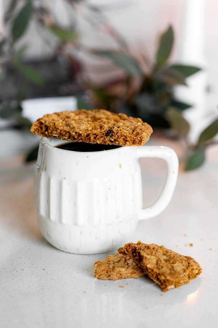 Enjoy Biscotti Company - Wholesale Oats - Oatmeal Cup - Gingered Pecan 12