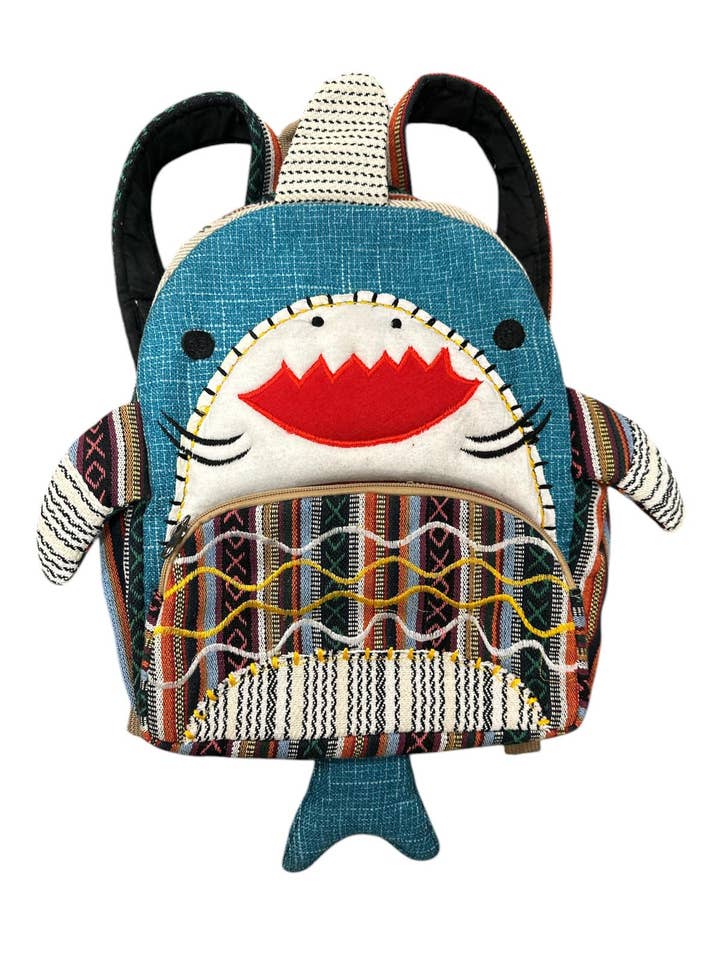 Sac à dos requin multi-patch brodé en coton RIB24777 pour la vente par Rising International Inc