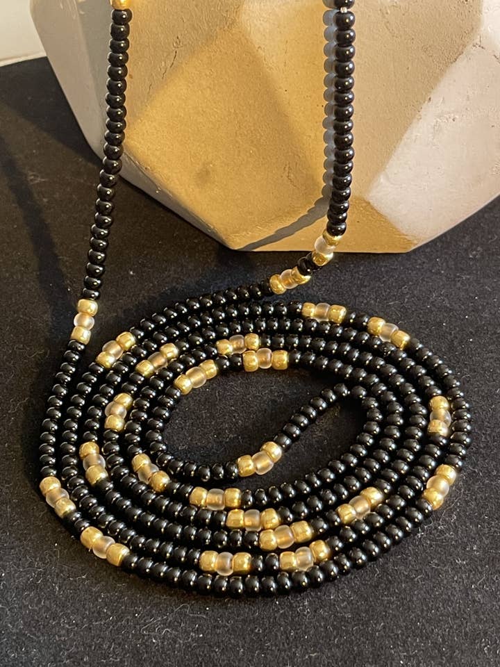 Liberando o ruído de uma gravata de 2 fios nos cós por atacado de Letrice Custom Creations LLC