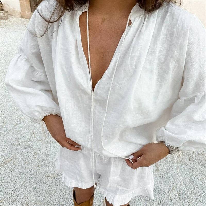 UZ Wholesale Store – wholesale Mjukisset – Dam – Set med avslappnad passform – V-ringad topp med ballongärm och enfärgade shorts1