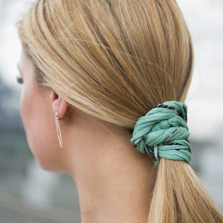 Groupes de déchiquetage de la Saint-Valentin - Imprimés et motifs de cœurs pour la vente par Shreds + rerope