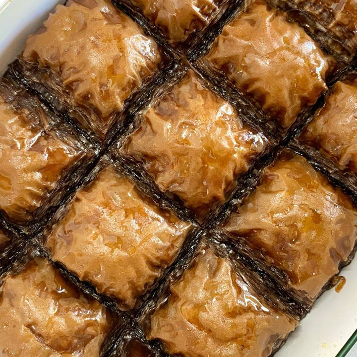 Aladdin - Wholesale Chocolate Covered Sweets - Karakoy Gulluoglu | Turkish Chocolate Baklava