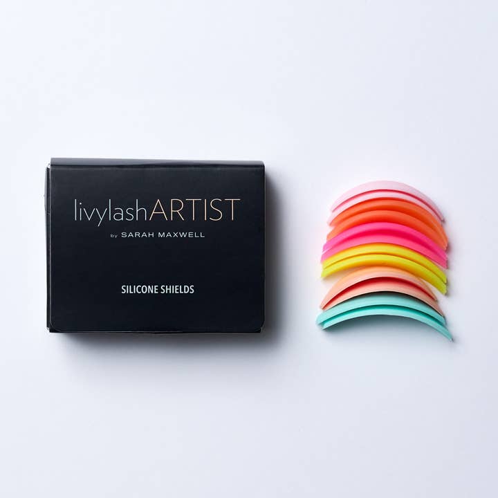 Boucliers de glace (six paires) pour la vente par Sarah Maxwell Beauty