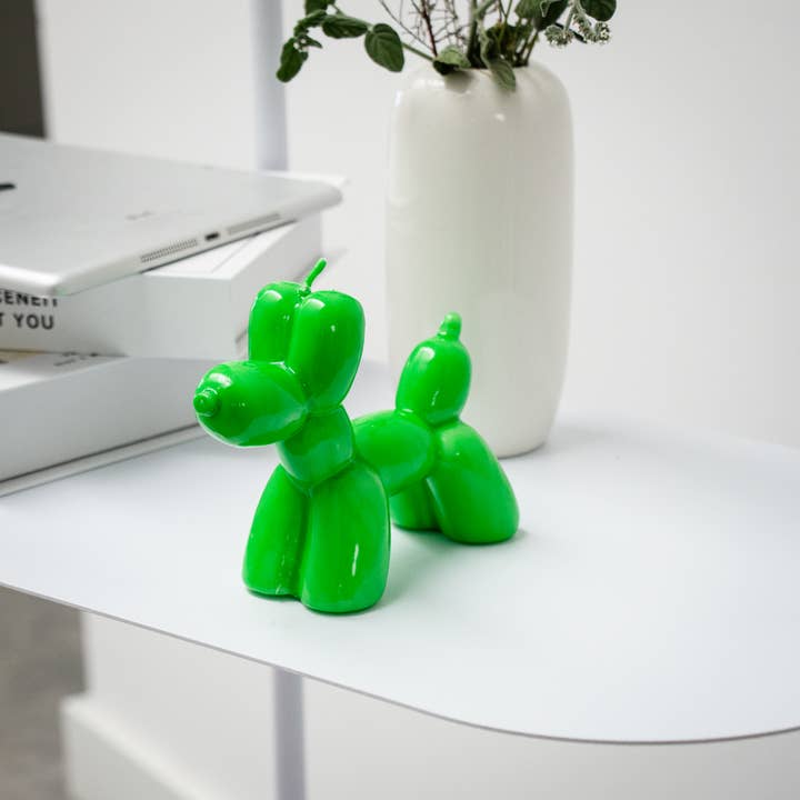 Helio Ferretti - Venta al por mayor Velas de diseño llamativo - VELA DE PERRO GLOBO VERDE - PINTADA A MANO HF0