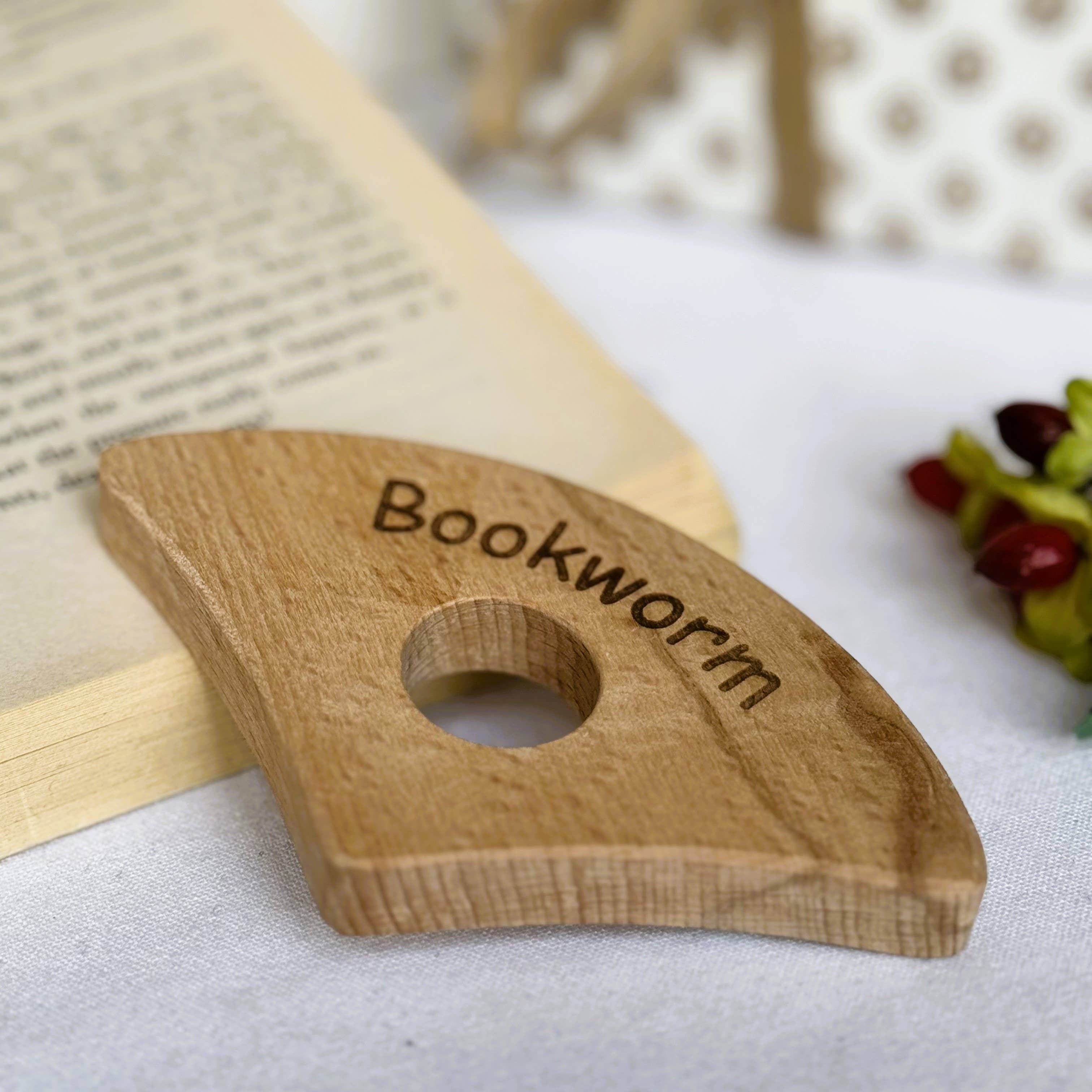 Craftypups - Wholesale Book Holder - Thumb book holder - bookworm1