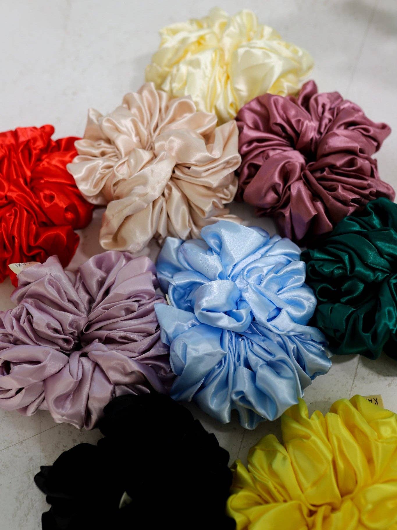KAXI - Wholesale Scrunchie - Dames - JUMBO SLAAP ZIJDE/SATIJN SCRUNCHIES38