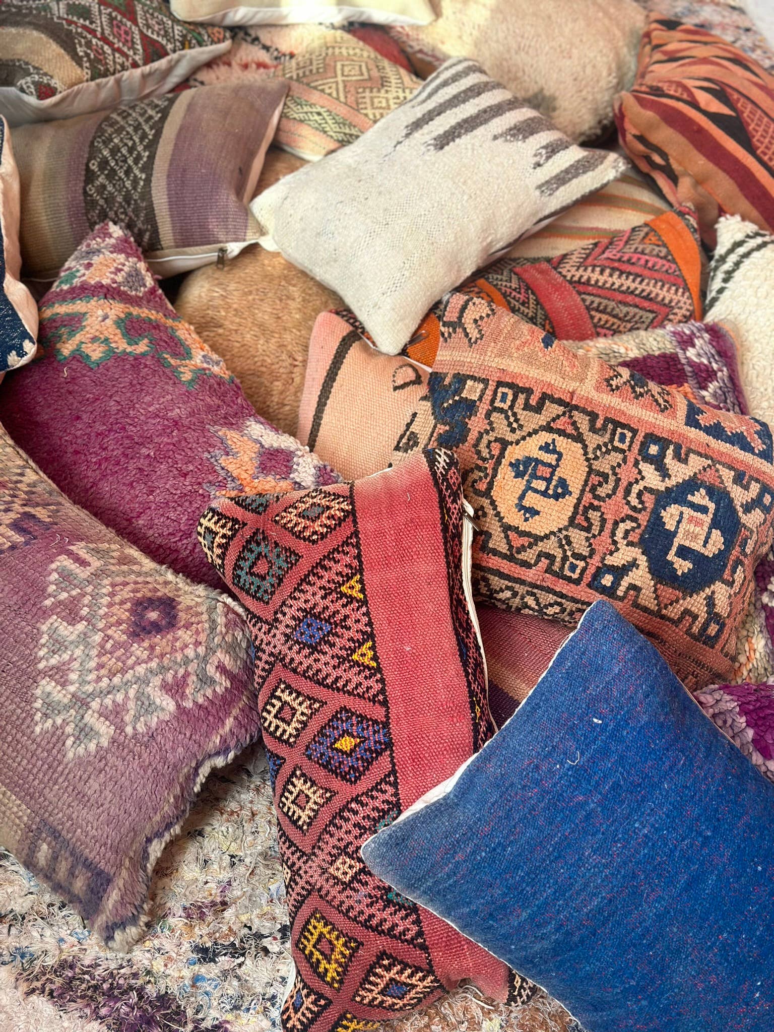 SOUK in the CITY - Vendita all'ingrosso Fodera cuscino decorativo - Set promozionale di 10 federe riciclate berbere5