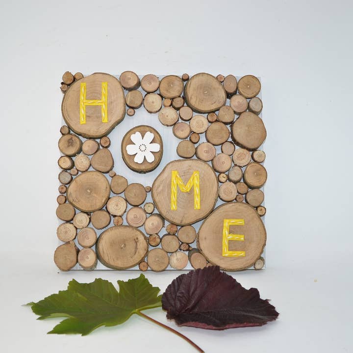 Quadro artesanal em madeira 25,5x25 cm “Home” por atacado de Huizbirn