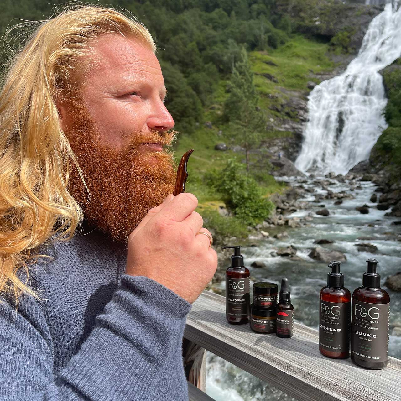 Finn & Gunnar Mustache Comb Amber for wholesale on Faire2