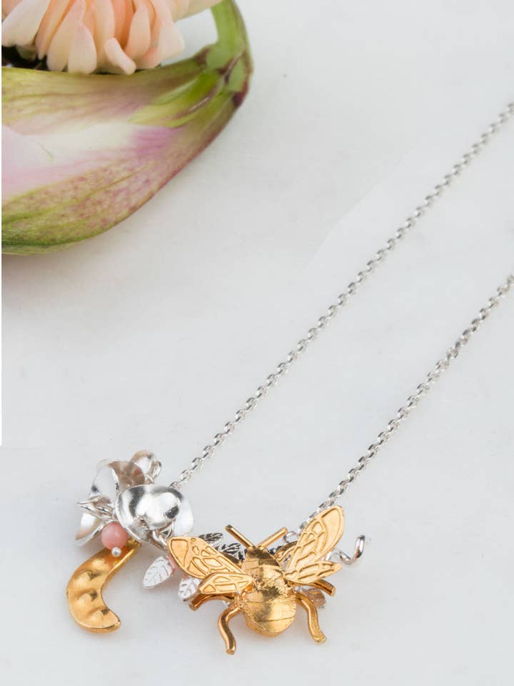 Collar de Guisante Dulce y Abeja para venta al por mayor de Amanda Coleman Jewelry